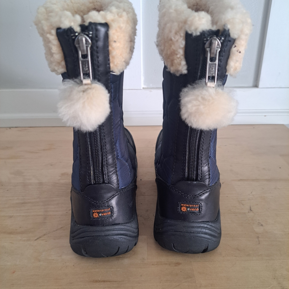 UGG Australia Women’s Waterproof Shearling Lined Winter Boots – Size 7 - Picture 4 of 9